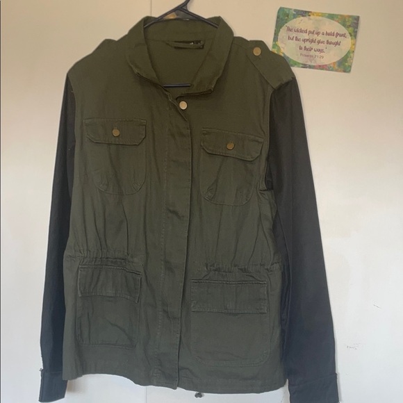 a.n.a Green Utility Jacket with Stand-Up Collar - Picture 1 of 8